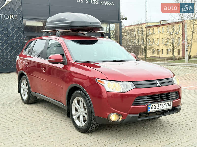 Внедорожник / Кроссовер Mitsubishi Outlander 2014 в Харькове