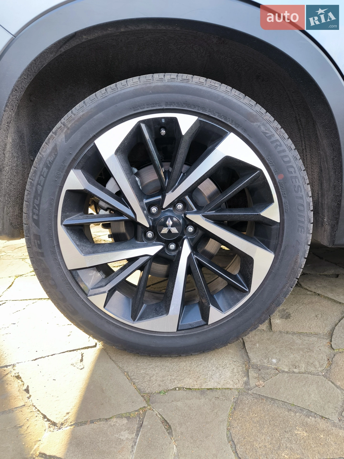 2023 Mitsubishi Outlander - мініатюра 18