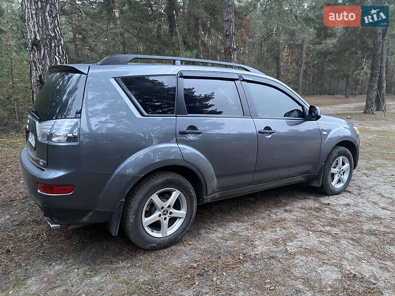Позашляховик / Кросовер Mitsubishi Outlander 2007 в Безлюдівці
