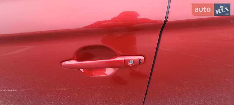 Позашляховик / Кросовер Mitsubishi Outlander 2018 в Запоріжжі