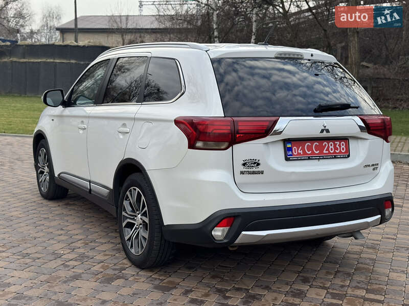 Внедорожник / Кроссовер Mitsubishi Outlander 2015 в Броварах фото 5 Внедорожник / Кроссовер Mitsubishi Outlander 2015 в Броварах