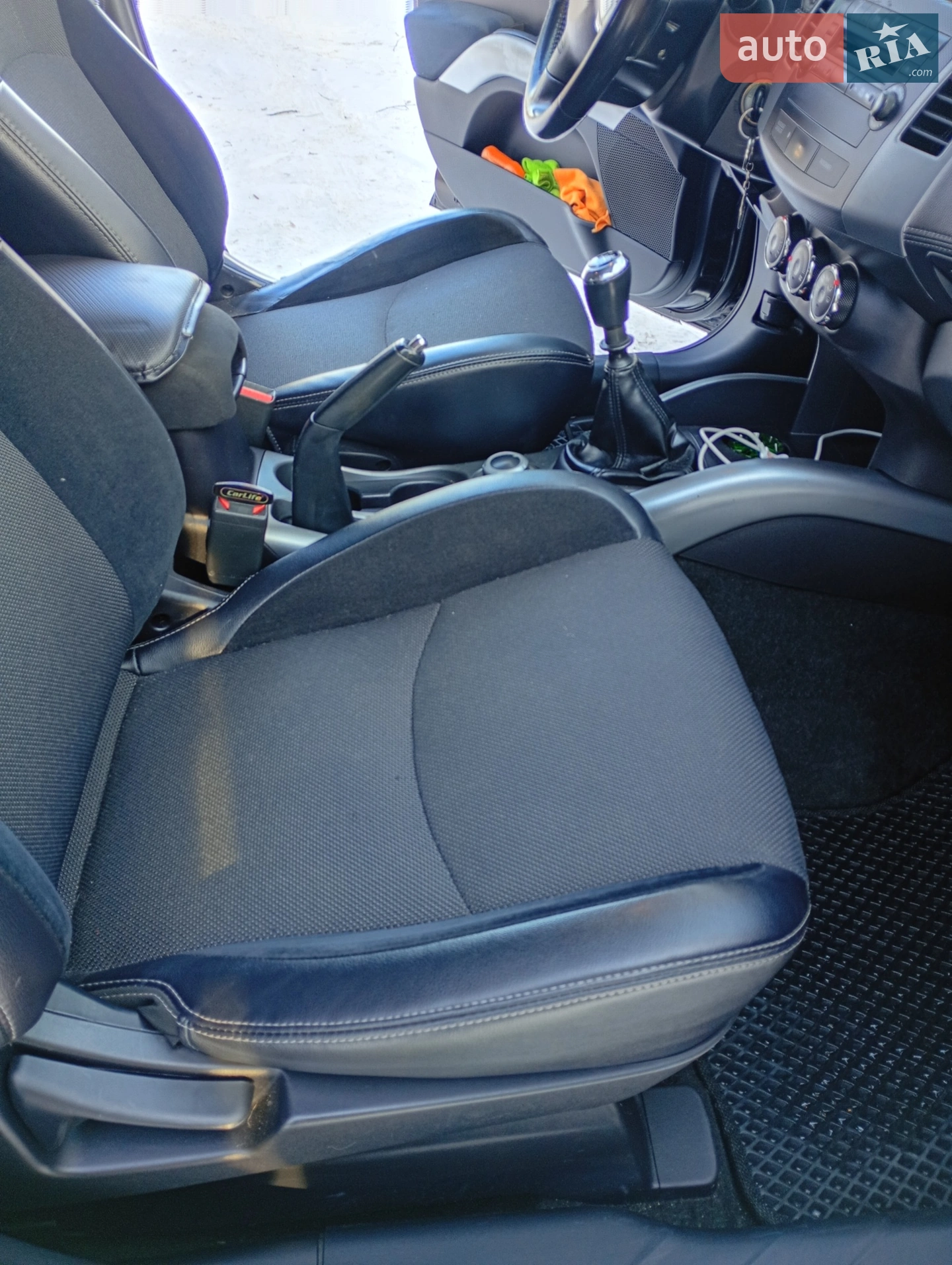2010 Mitsubishi Outlander - мініатюра 33