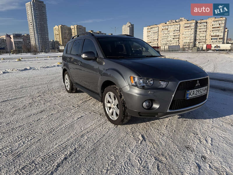 Внедорожник / Кроссовер Mitsubishi Outlander 2012 в Киеве фото 8 Внедорожник / Кроссовер Mitsubishi Outlander 2012 в Киеве