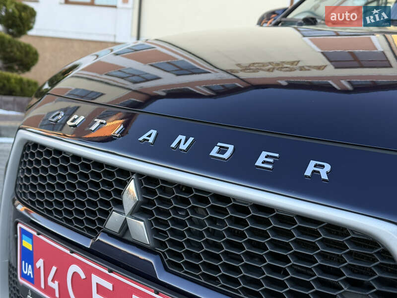 Внедорожник / Кроссовер Mitsubishi Outlander 2010 в Дрогобыче