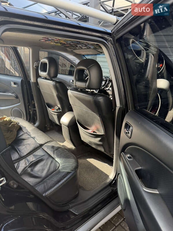 Позашляховик / Кросовер Mitsubishi Outlander 2005 в Петропавлівці фото 13 Позашляховик / Кросовер Mitsubishi Outlander 2005 в Петропавлівці