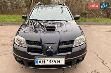 Позашляховик / Кросовер Mitsubishi Outlander 2006 в Житомирі