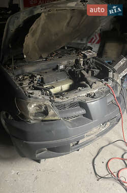 Внедорожник / Кроссовер Mitsubishi Outlander 2005 в Одессе