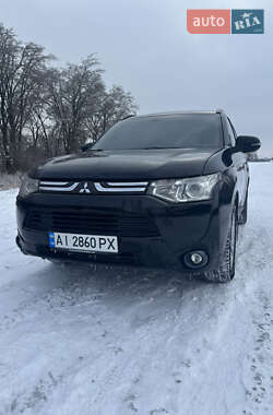 Позашляховик / Кросовер Mitsubishi Outlander 2012 в Білій Церкві