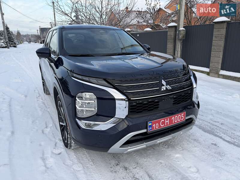 Mitsubishi Outlander 2022