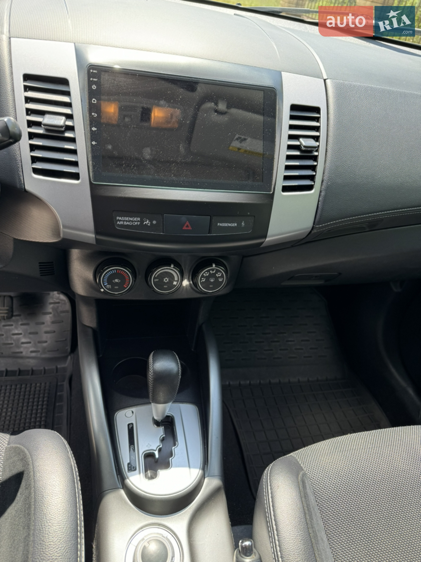 2011 Mitsubishi Outlander - мініатюра 16