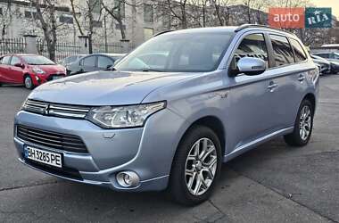 Позашляховик / Кросовер Mitsubishi Outlander 2014 в Одесі
