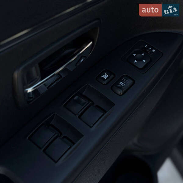 Внедорожник / Кроссовер Mitsubishi Outlander 2018 в Днепре