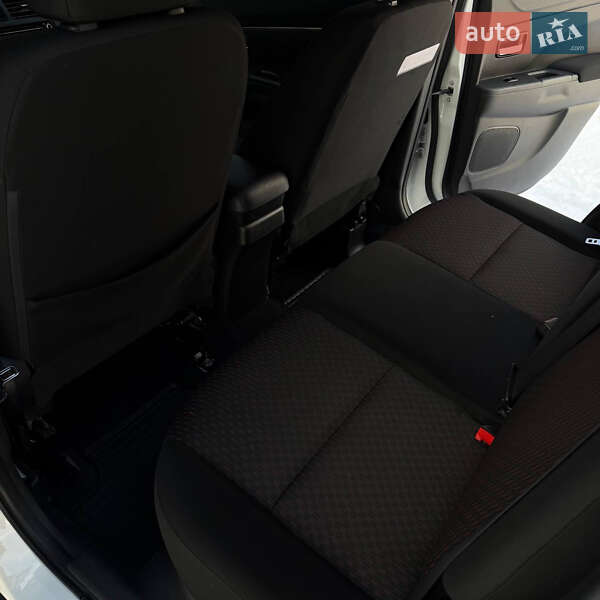 Внедорожник / Кроссовер Mitsubishi Outlander 2018 в Днепре