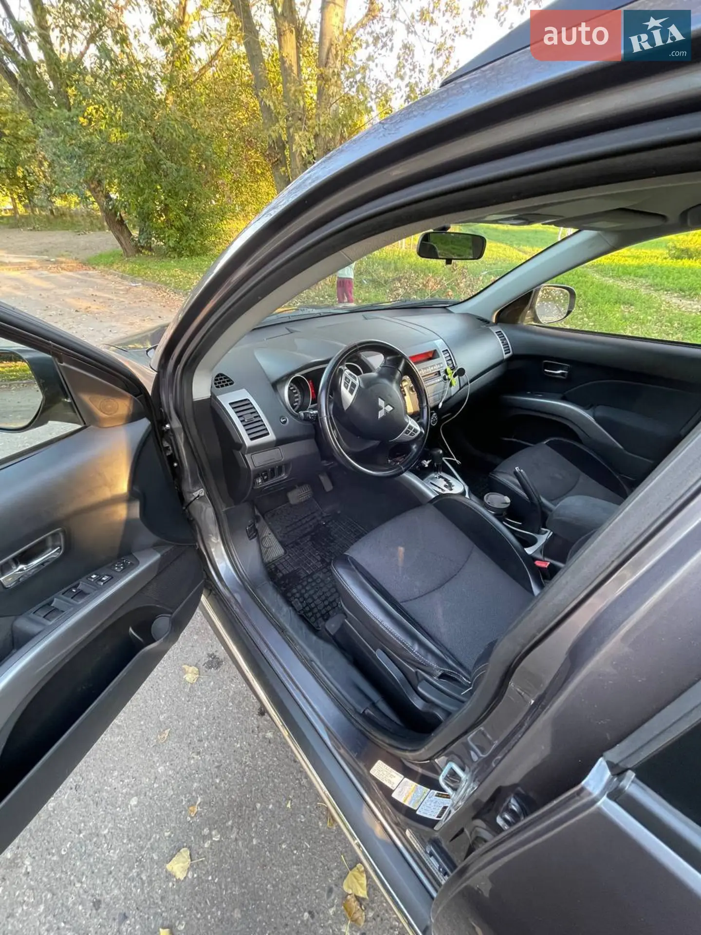 2010 Mitsubishi Outlander - мініатюра 7