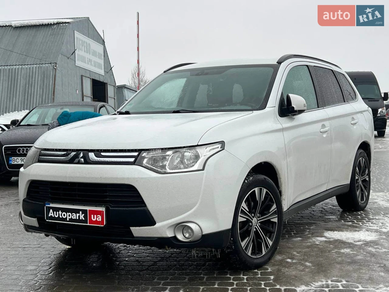 2011 Mitsubishi Outlander - мініатюра 28