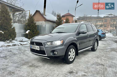 Позашляховик / Кросовер Mitsubishi Outlander 2010 в Івано-Франківську