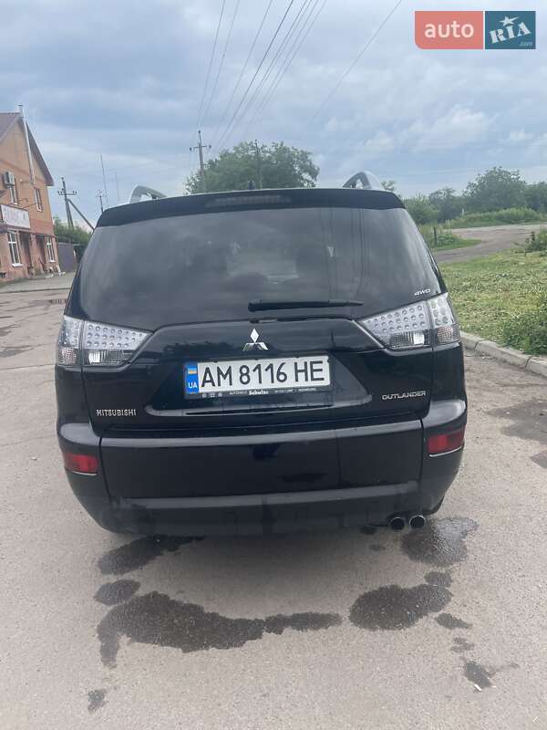 Внедорожник / Кроссовер Mitsubishi Outlander 2007 в Житомире