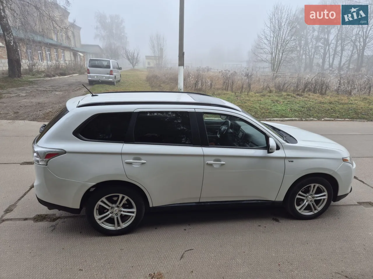 2012 Mitsubishi Outlander - мініатюра 18