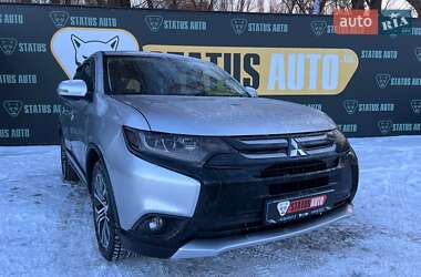 Позашляховик / Кросовер Mitsubishi Outlander 2018 в Хмельницькому