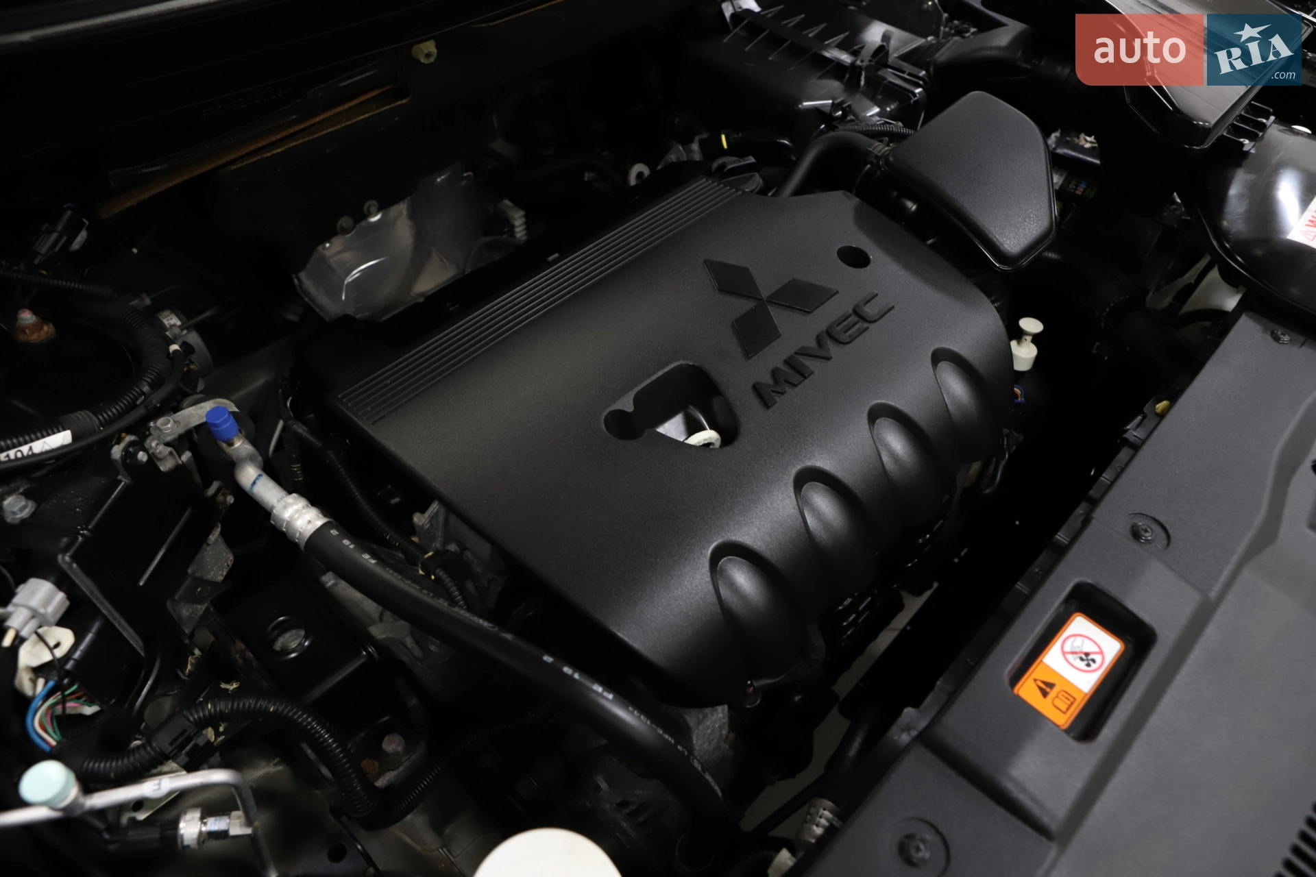 2017 Mitsubishi Outlander - мініатюра 78
