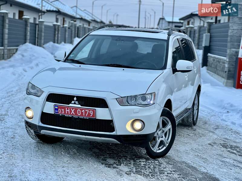 Mitsubishi Outlander 2012