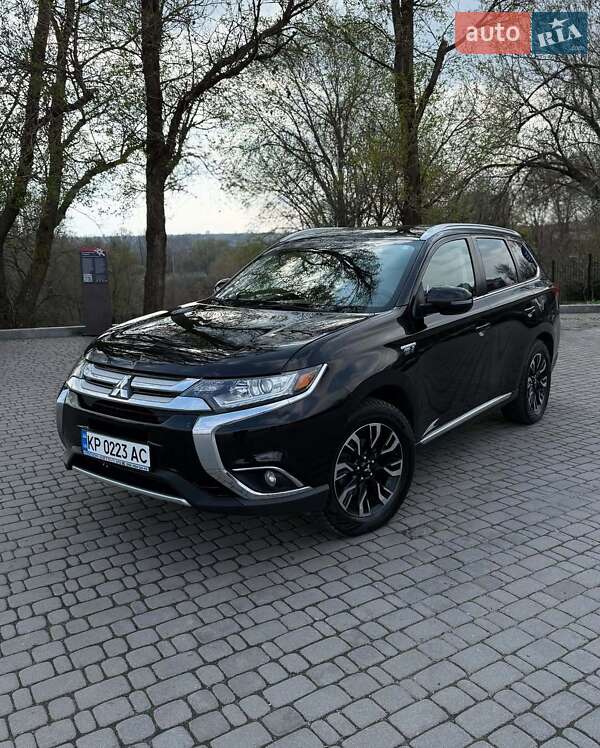 Mitsubishi Outlander 2017