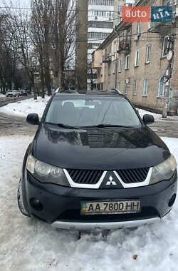 Позашляховик / Кросовер Mitsubishi Outlander 2008 в Києві