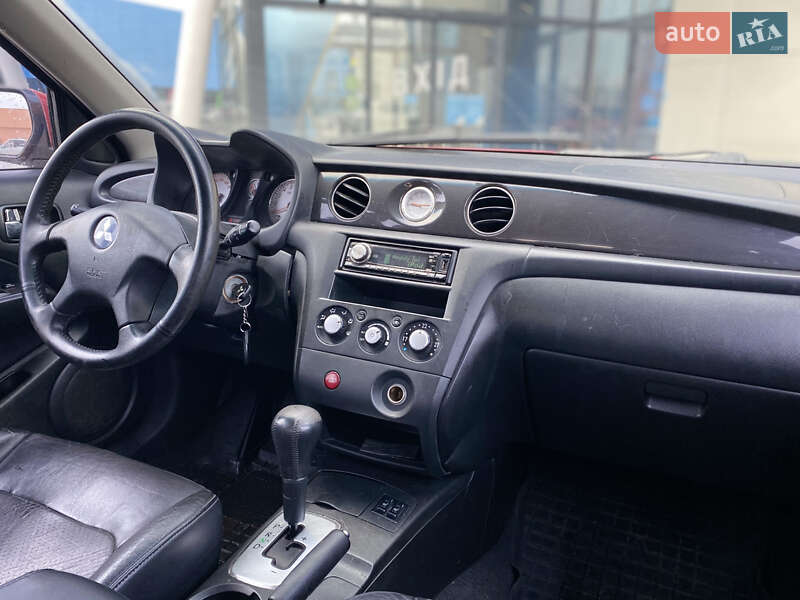 Внедорожник / Кроссовер Mitsubishi Outlander 2007 в Киеве