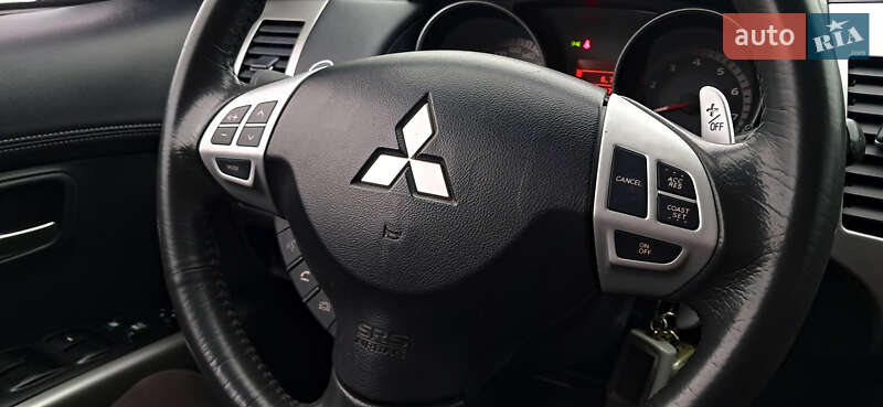 Внедорожник / Кроссовер Mitsubishi Outlander 2007 в Желтых Водах фото 17 Внедорожник / Кроссовер Mitsubishi Outlander 2007 в Желтых Водах