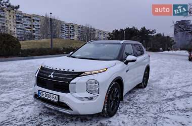Позашляховик / Кросовер Mitsubishi Outlander 2022 в Дніпрі