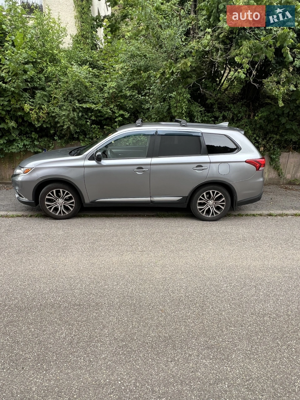 2018 Mitsubishi Outlander - мініатюра 23