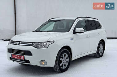 Позашляховик / Кросовер Mitsubishi Outlander 2014 в Вінниці