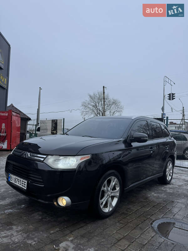 Mitsubishi Outlander 2013
