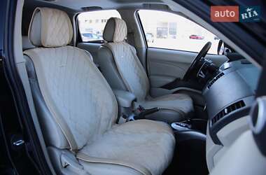 Позашляховик / Кросовер Mitsubishi Outlander 2008 в Харкові
