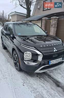 Внедорожник / Кроссовер Mitsubishi Outlander 2022 в Харькове