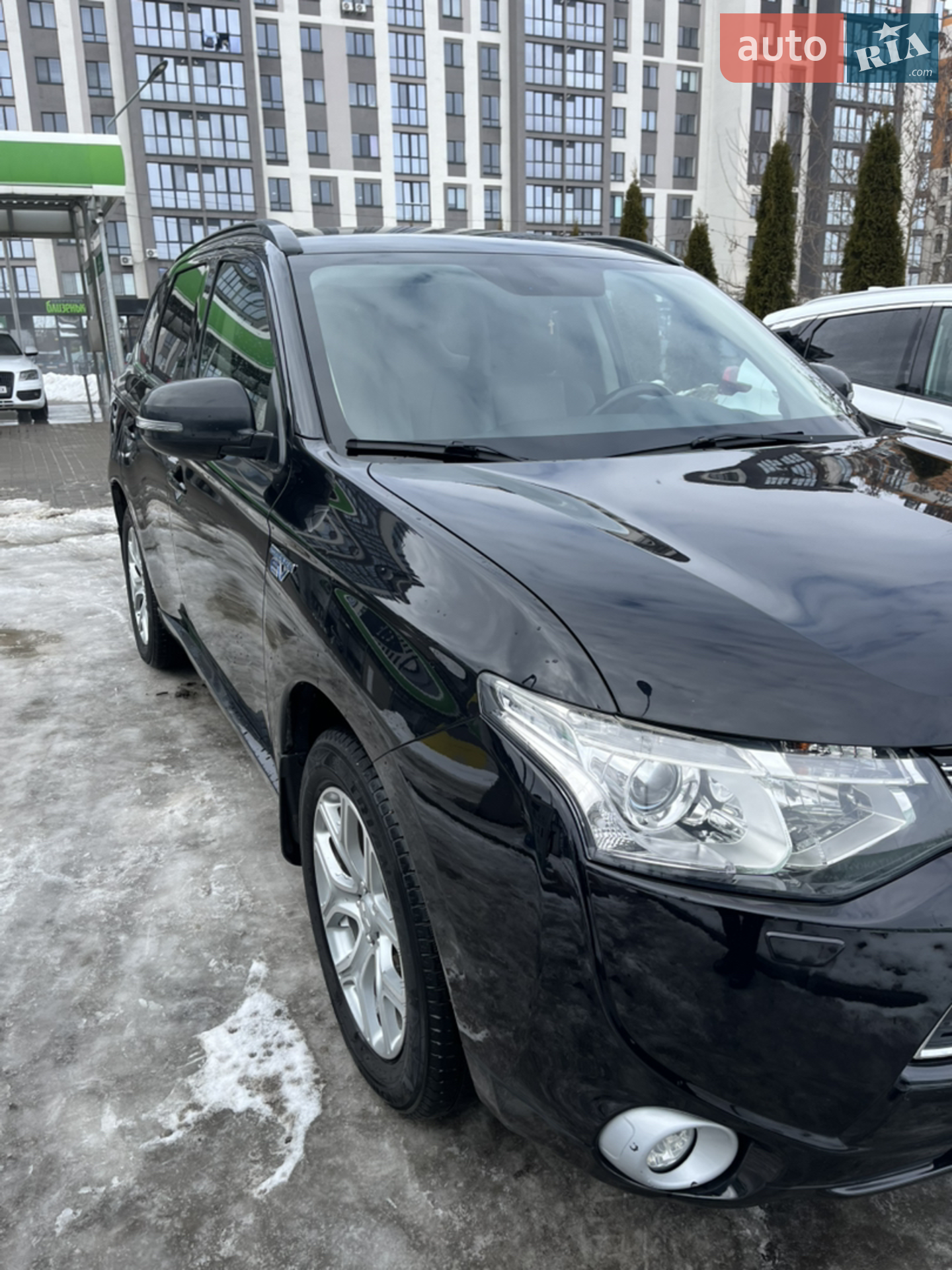 2014 Mitsubishi Outlander - мініатюра 13