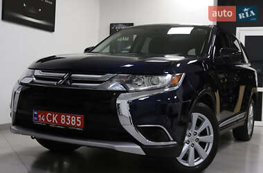 Позашляховик / Кросовер Mitsubishi Outlander 2017 в Дрогобичі