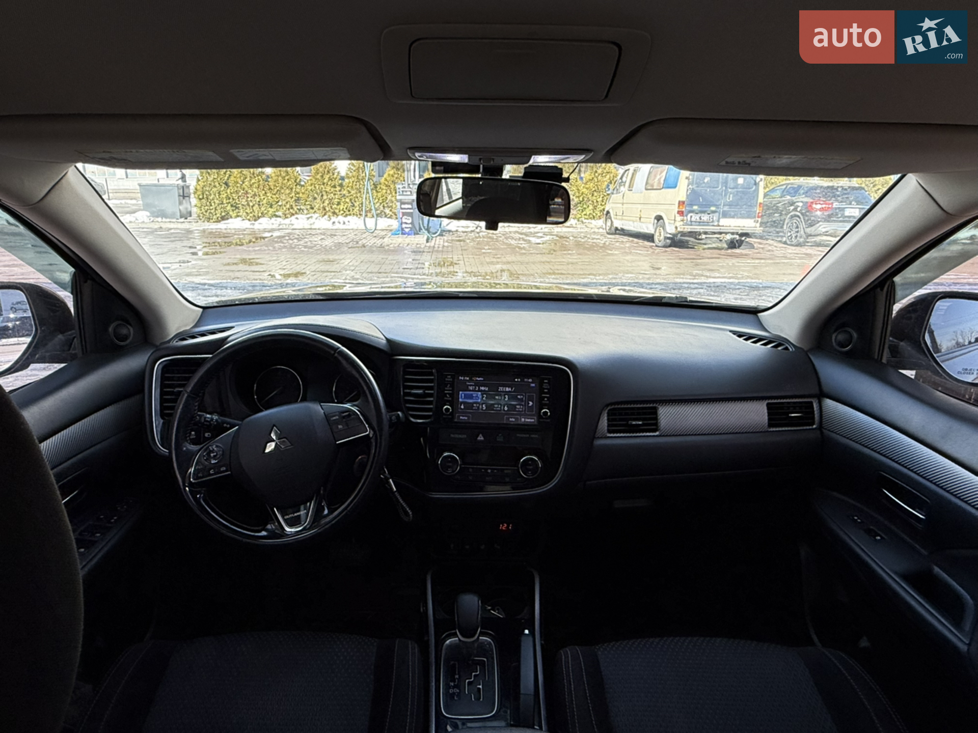 2017 Mitsubishi Outlander - мініатюра 21