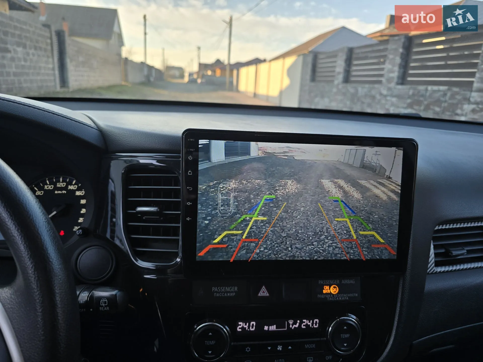 2017 Mitsubishi Outlander - мініатюра 18