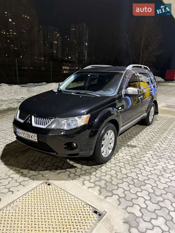 Mitsubishi Outlander 2008