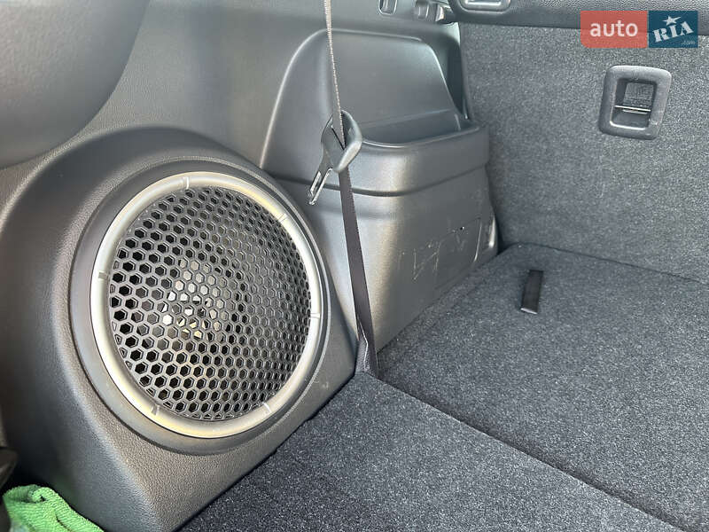 Внедорожник / Кроссовер Mitsubishi Outlander 2018 в Киеве