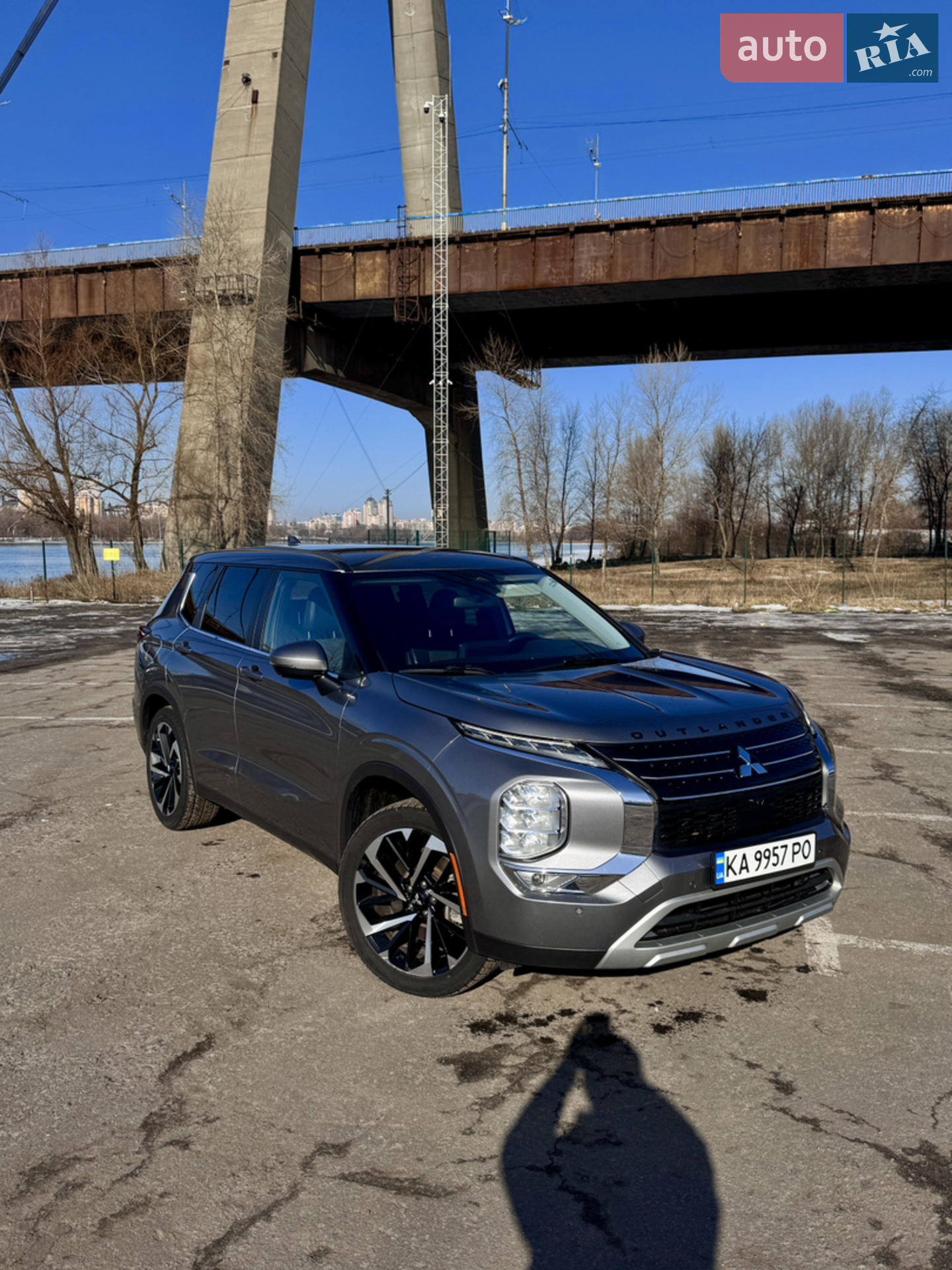 2021 Mitsubishi Outlander - мініатюра 2