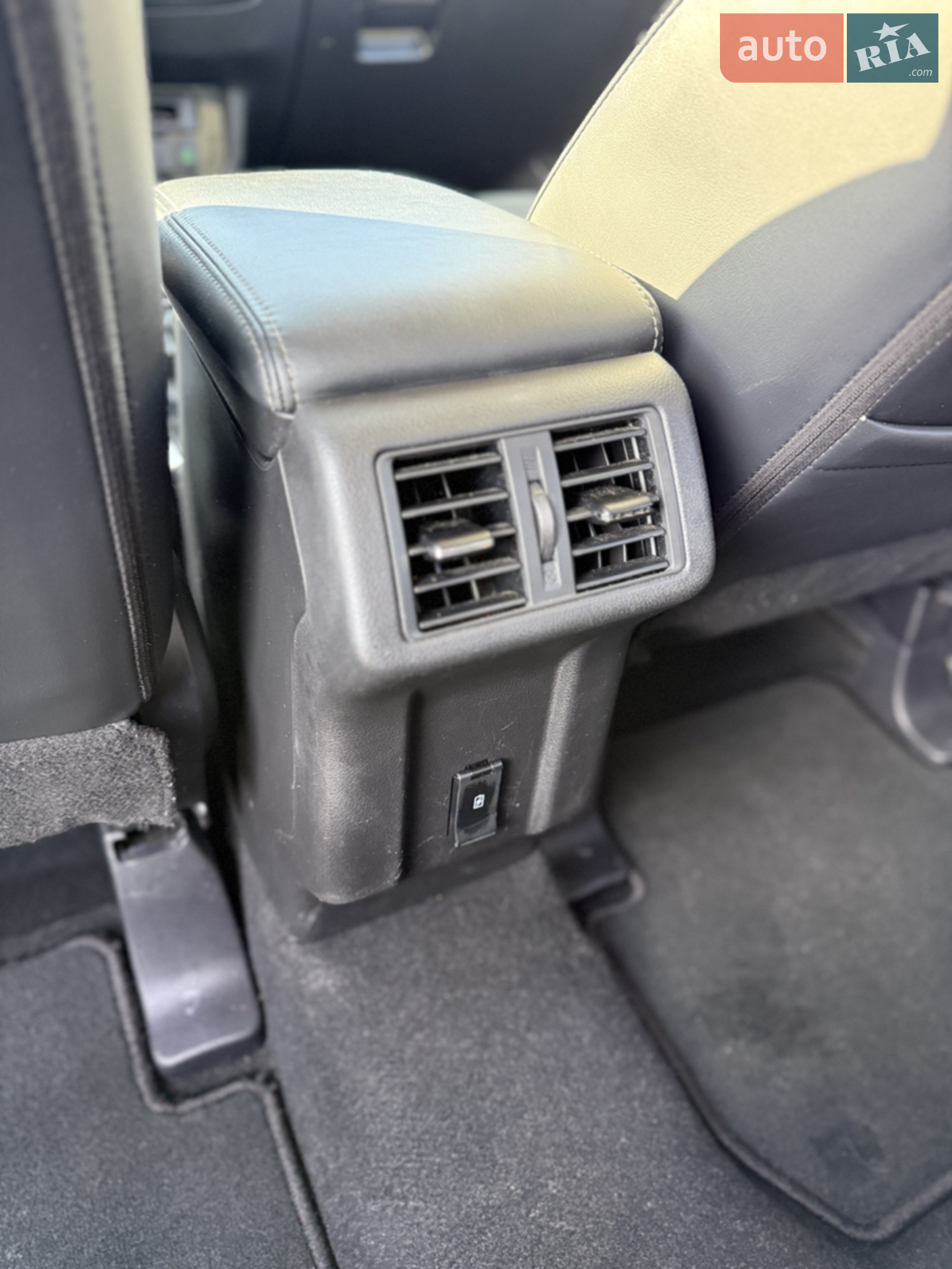 2019 Mitsubishi Outlander - мініатюра 5