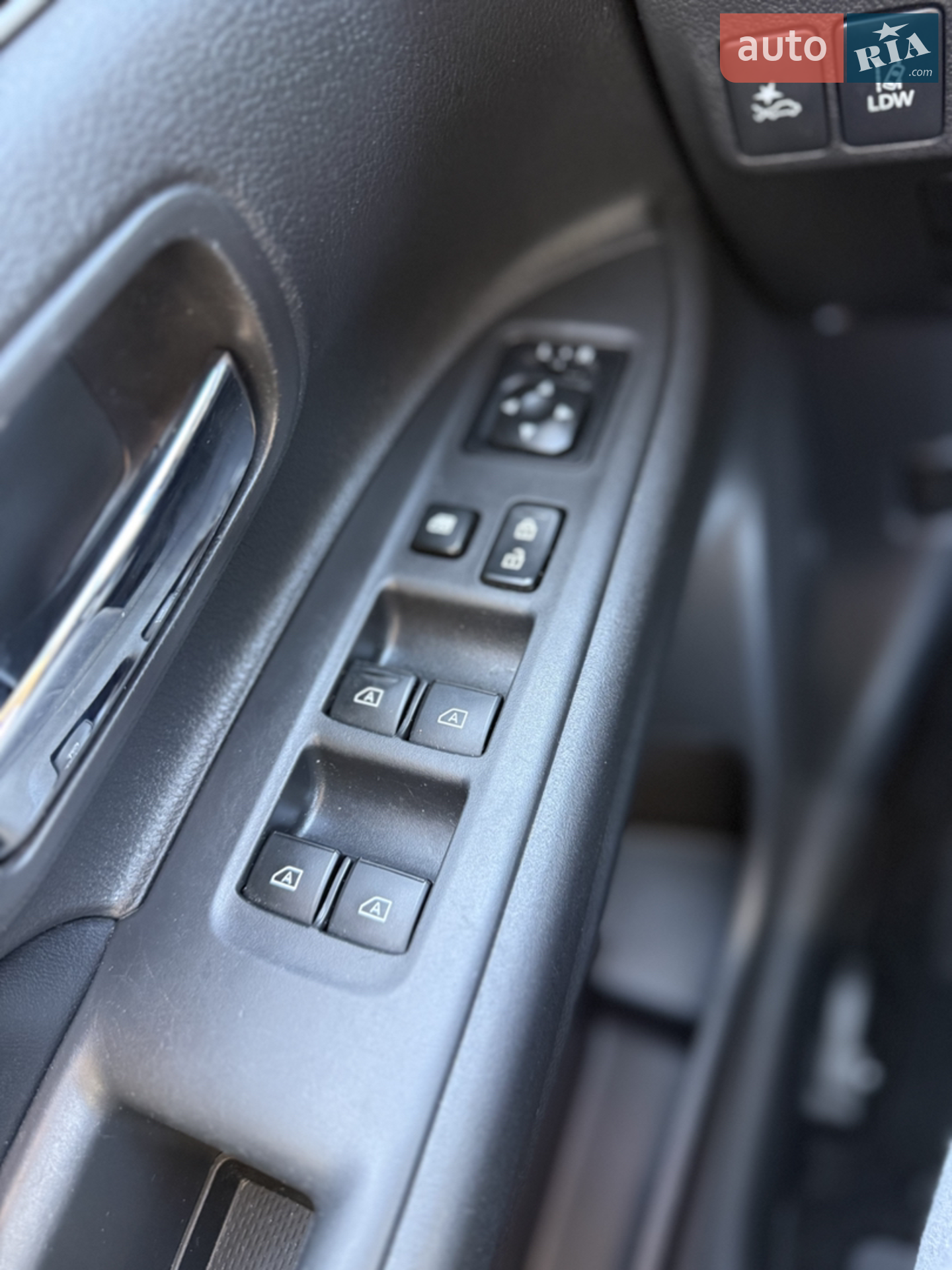2019 Mitsubishi Outlander - мініатюра 9