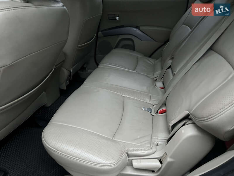 Внедорожник / Кроссовер Mitsubishi Outlander 2008 в Одессе