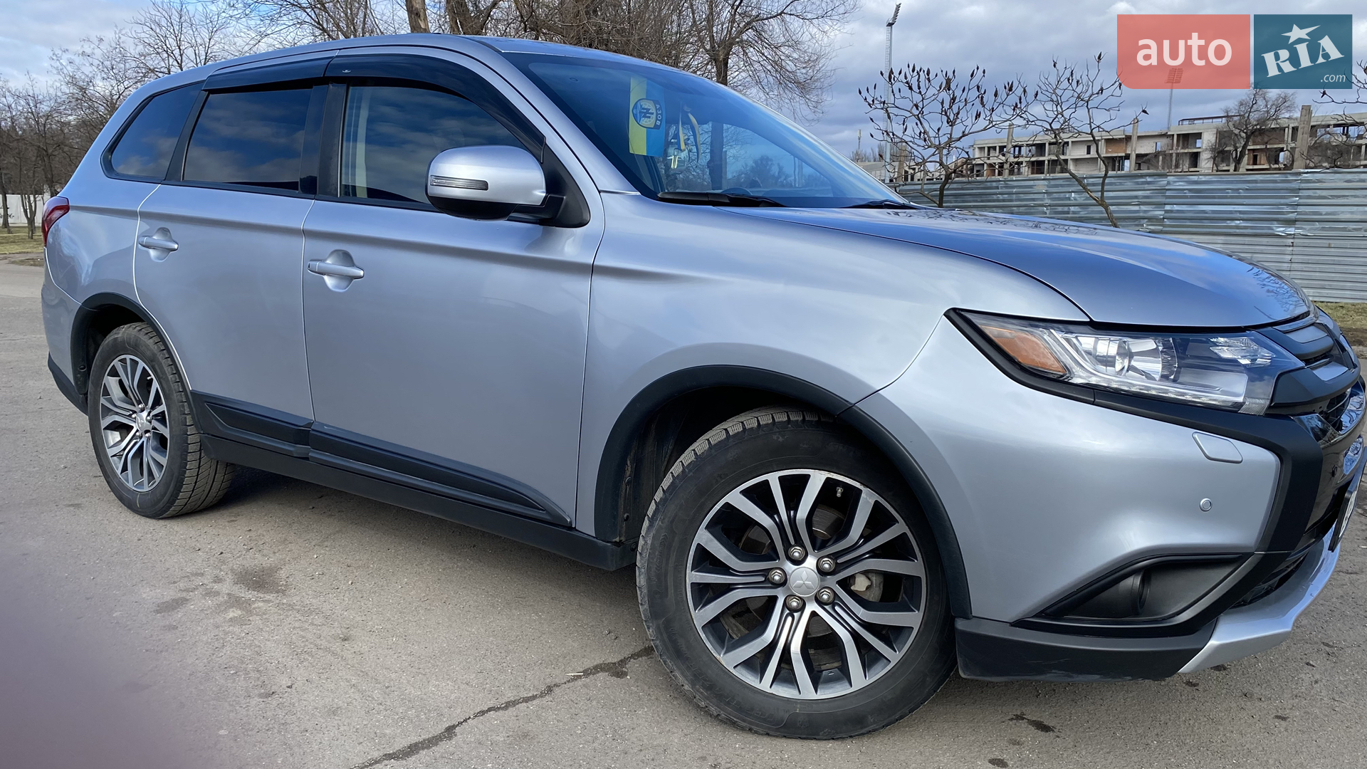 2016 Mitsubishi Outlander - мініатюра 11