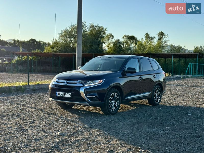 Mitsubishi Outlander 2017