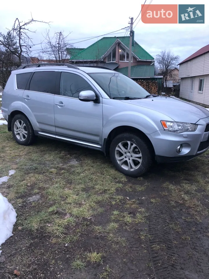 2011 Mitsubishi Outlander - мініатюра 13