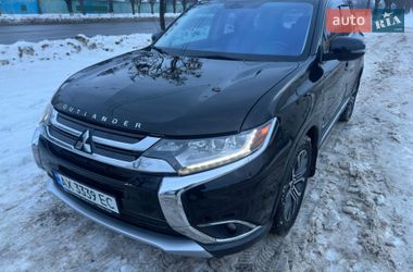 Позашляховик / Кросовер Mitsubishi Outlander 2016 в Харкові