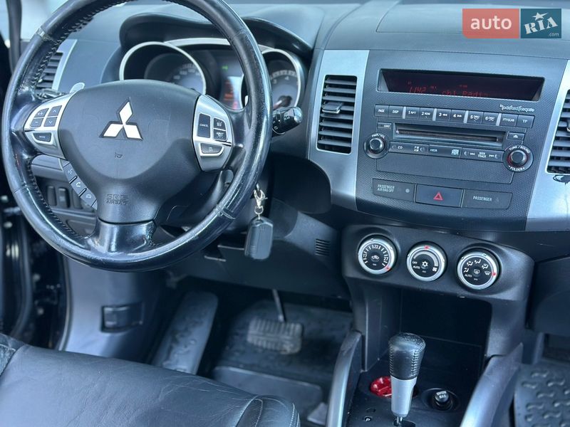 Внедорожник / Кроссовер Mitsubishi Outlander 2007 в Тернополе